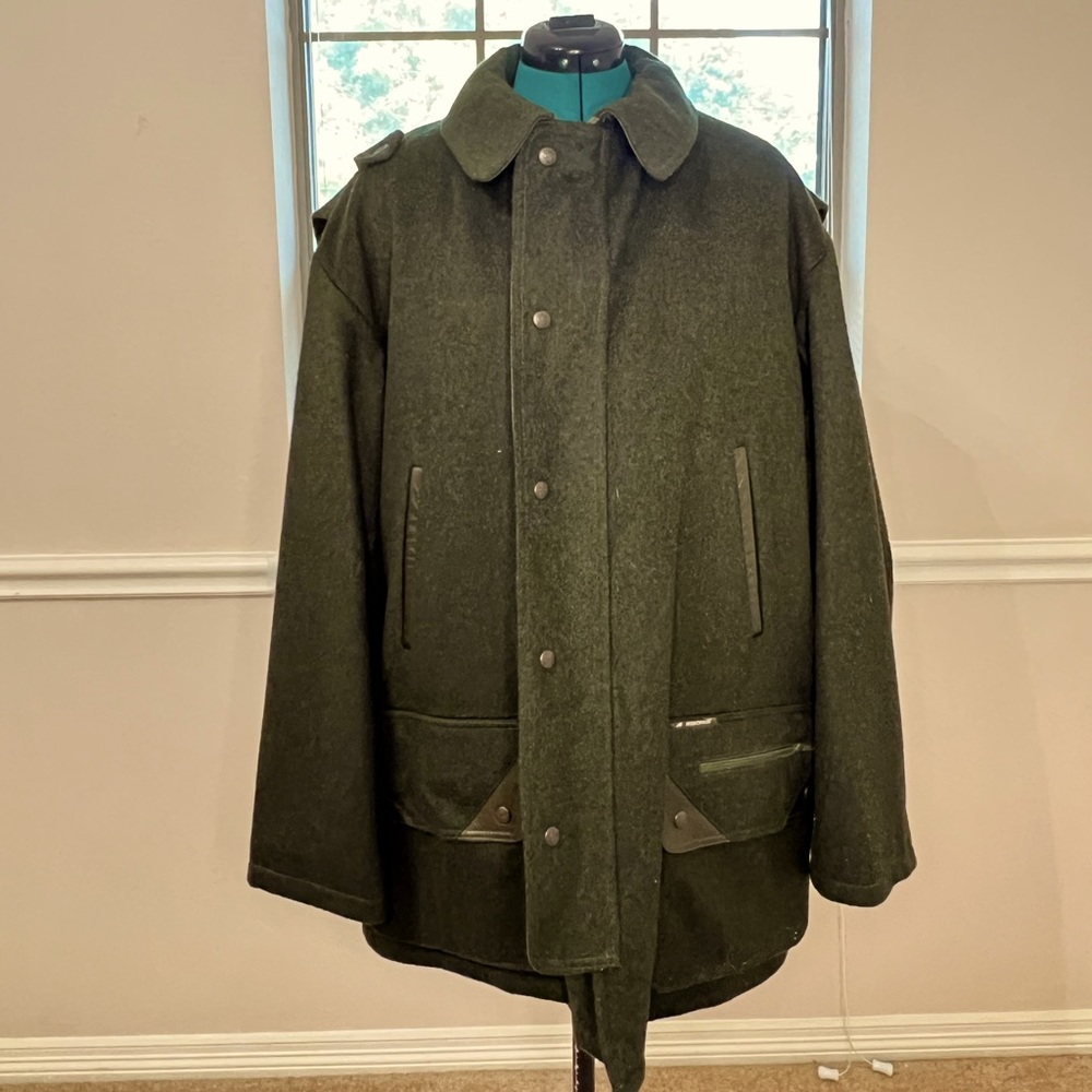 Gorgeous Olive Green Monchaux Virgin Wool Sports Jacket